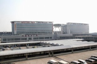 上海大众空港宾馆(原上海大众美林