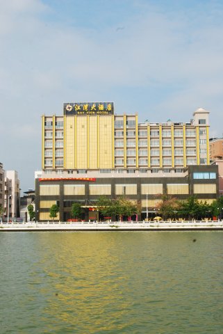 龙门江湾大酒店