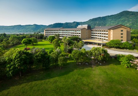 台东鹿野鹿鸣温泉酒店(luminous hot spring resort)