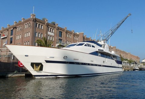 克里斯蒂娜奥纳西斯游艇酒店(christina onassis yachthotel)