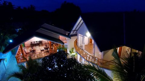 棕榈树旅馆(palm residence)