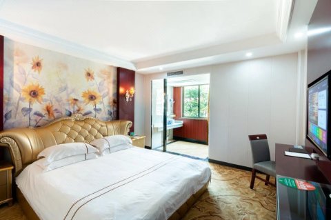 格盟酒店金华义乌市副食品市场外国语学校店